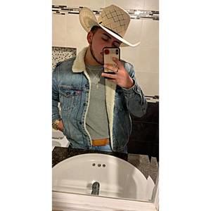 Meet your Posher, Adrian